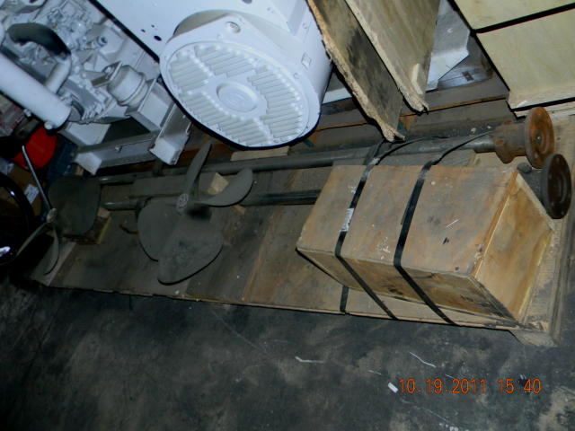 Propellers and Shafts 22 x 20 x 4 Blades 